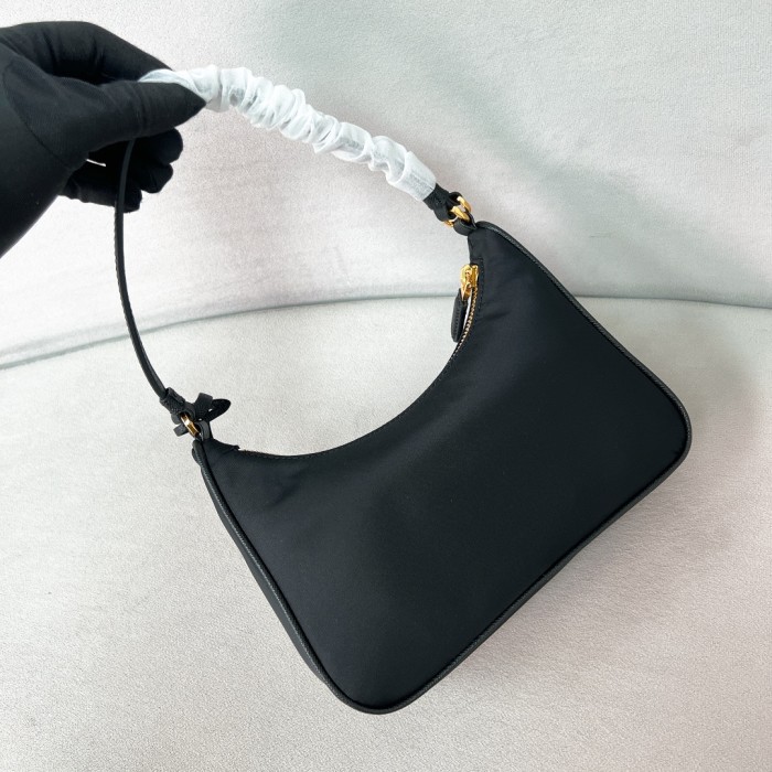 Re-Edition 1995 Chaine Re-Nylon Bag“22*18*6CM”-005=