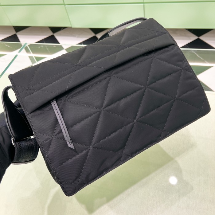 Padded Re-Nylon Shoulder Bag“36*28*14CM”-0811=