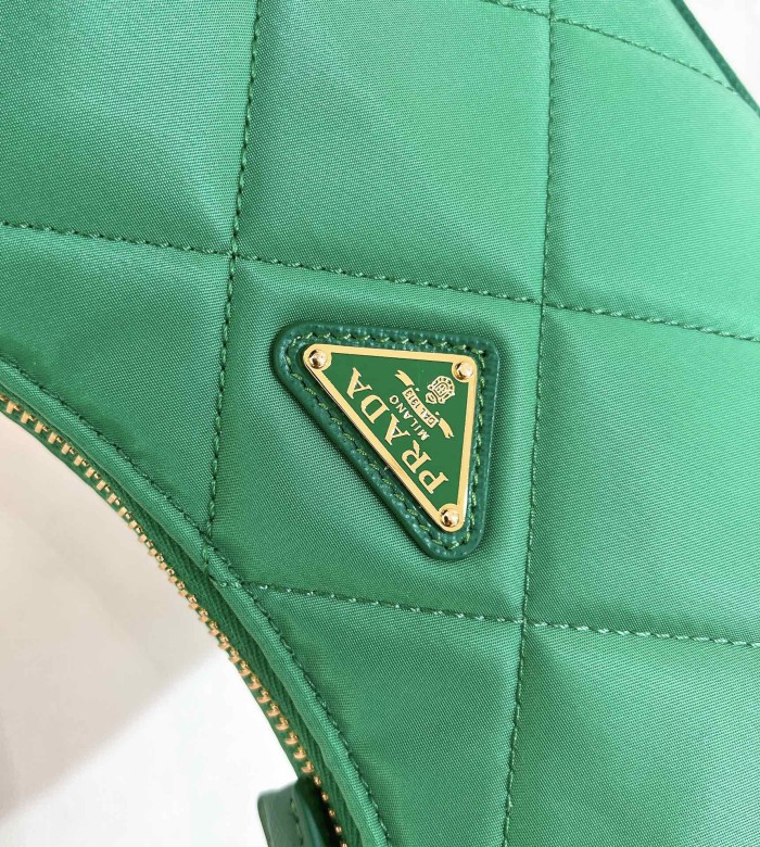 Re-Edition 1995 Chaine Re-Nylon Bag“22*18*6CM”-087=