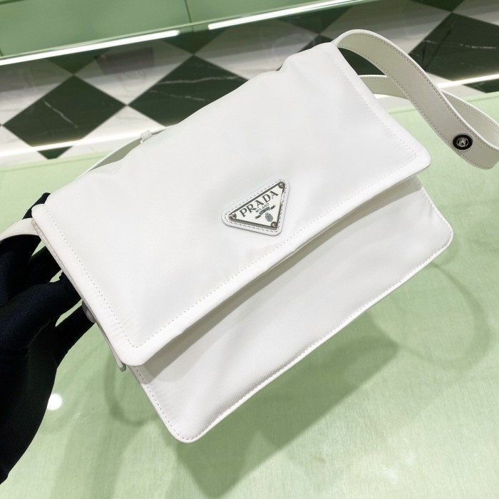 Padded Re-Nylon Shoulder Bag“23*16*11CM”-088=