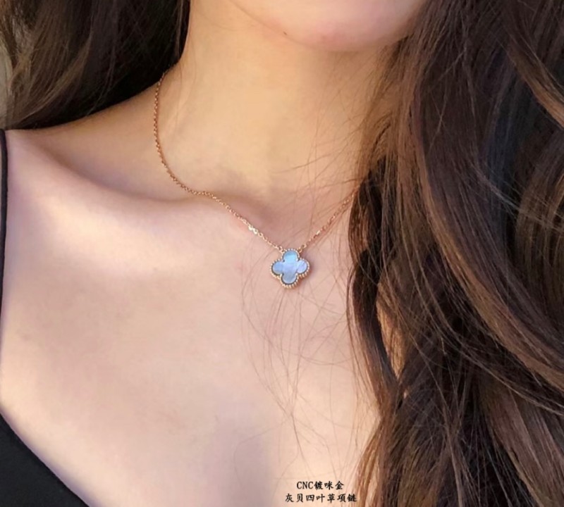 Necklace 001=