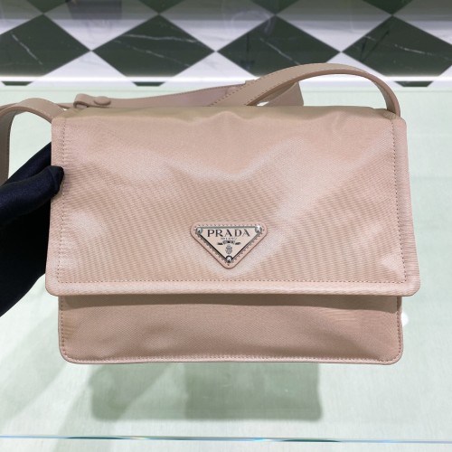 Padded Re-Nylon Shoulder Bag“23*16*11CM”-088=