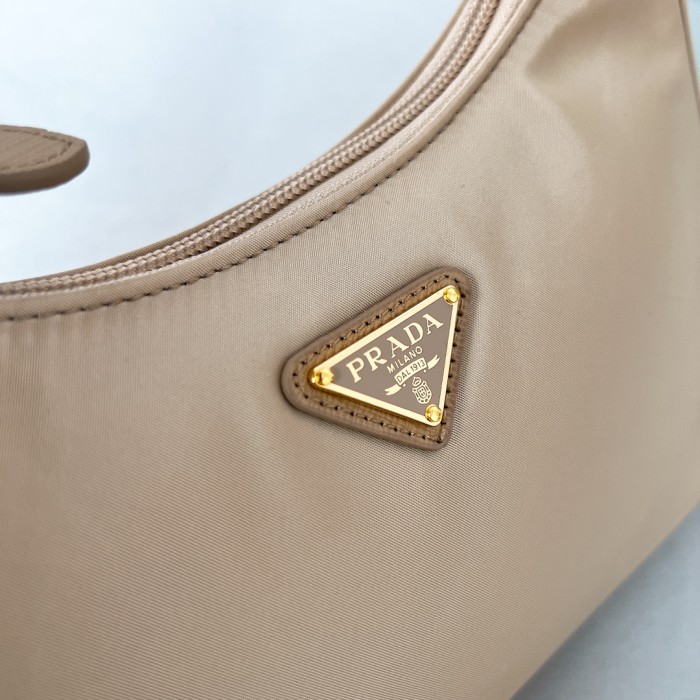 Re-Edition 2005 Re-Nylon And Saffiano Mini Bag“22*17*6CM”-054=