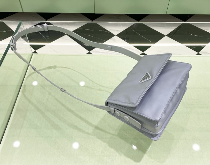 Padded Re-Nylon Shoulder Bag“23*16*11CM”-088=