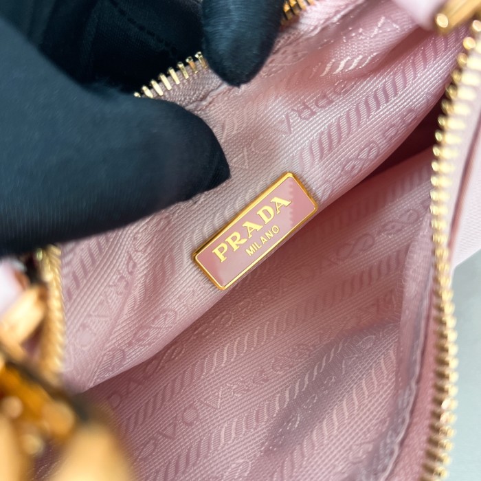 Re-Edition 2005 Re-Nylon Bag“22*18*6.5CM”-086=