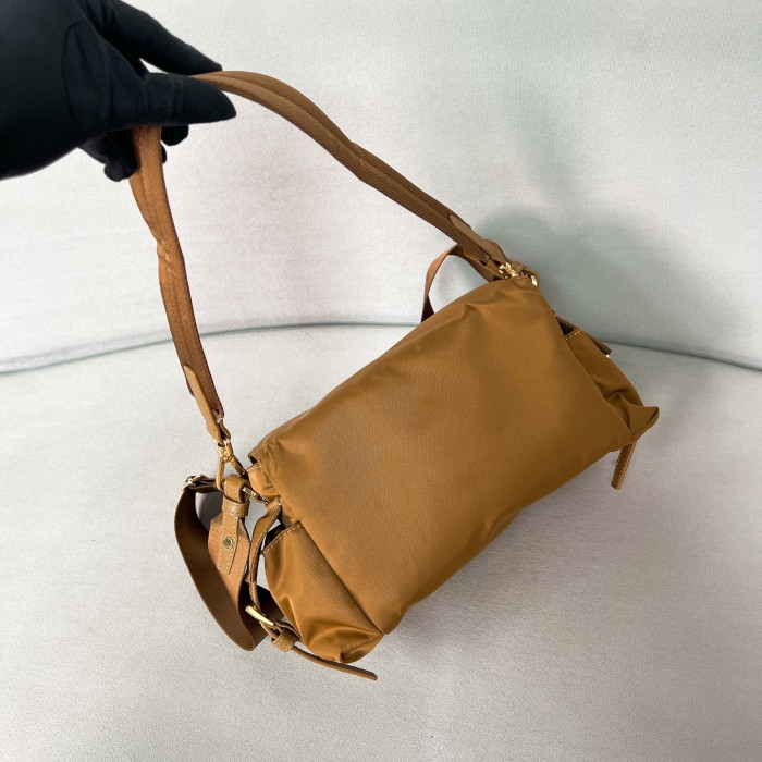 Explore Medium Re-Nylon Shoulder Bag With Flap“30*14*10CM”-088=