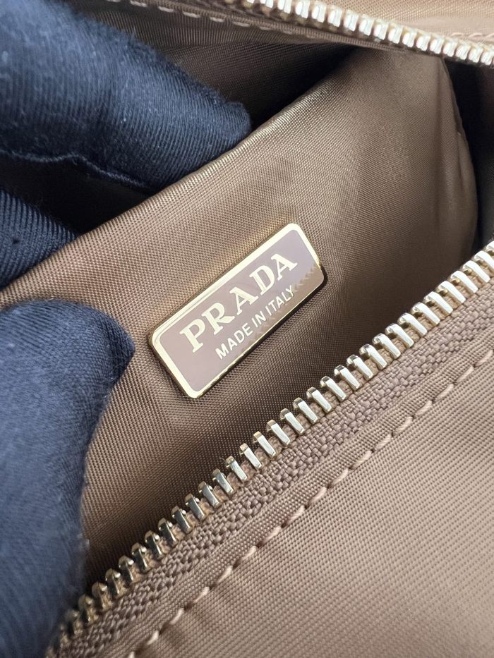 Explore Medium Re-Nylon Shoulder Bag With Flap“30*14*10CM”-088=