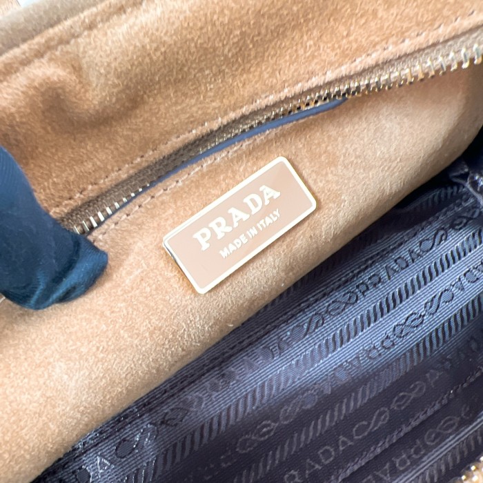 Explore medium suede shoulder bag with flap“30*14*10CM”-089=