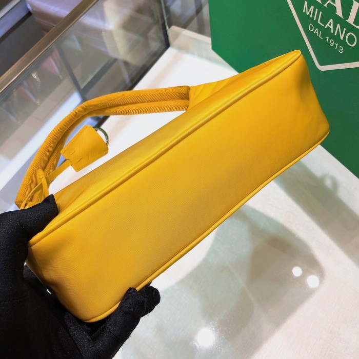 Re-Edition 2005 Re-Nylon And Saffiano Mini Bag“22*17*6CM”-054=