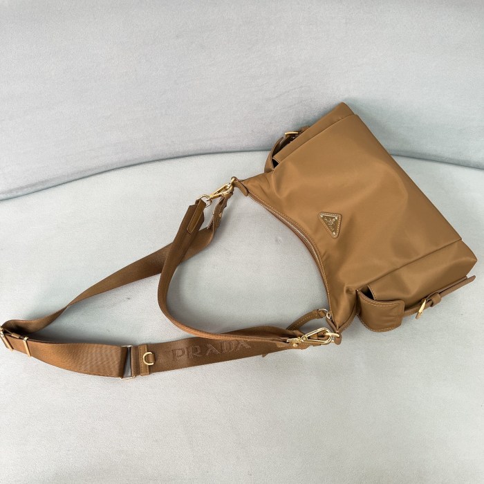 Explore large Re-Nylon and leather bag“32*22*11.5CM”-089=