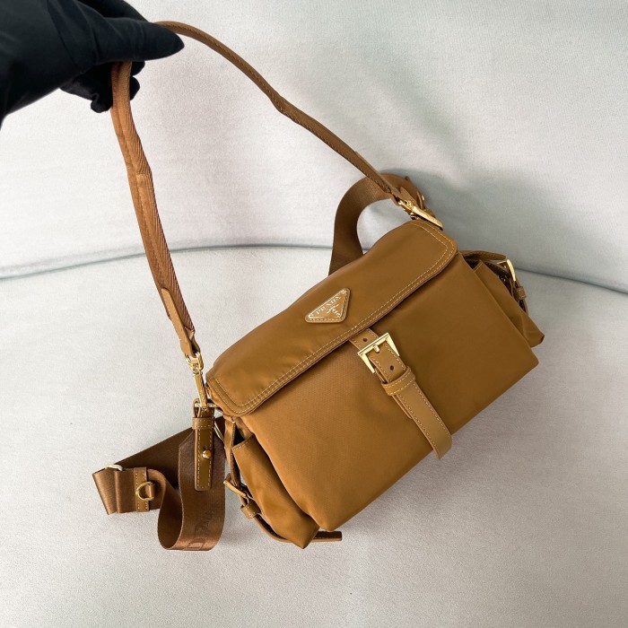 Explore Medium Re-Nylon Shoulder Bag With Flap“30*14*10CM”-088=