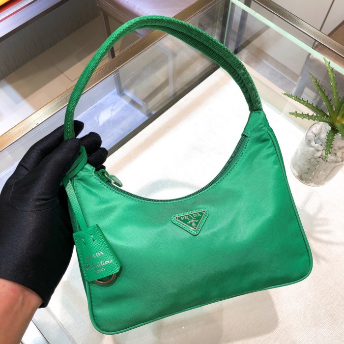 Re-Edition 2005 Re-Nylon And Saffiano Mini Bag“22*17*6CM”-054=
