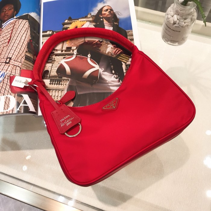 Re-Edition 2005 Re-Nylon And Saffiano Mini Bag“22*17*6CM”-054=