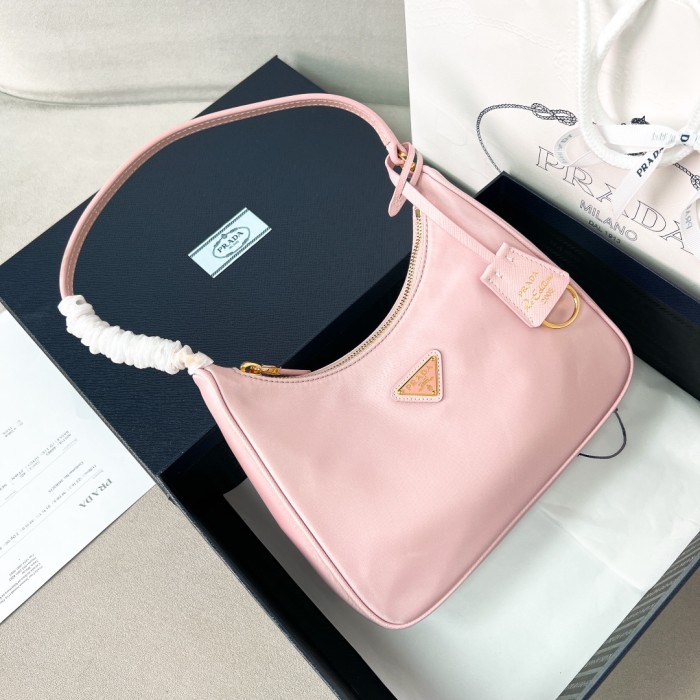 Re-Edition 2005 Re-Nylon Handbag“22*18*6.5CM”-005=