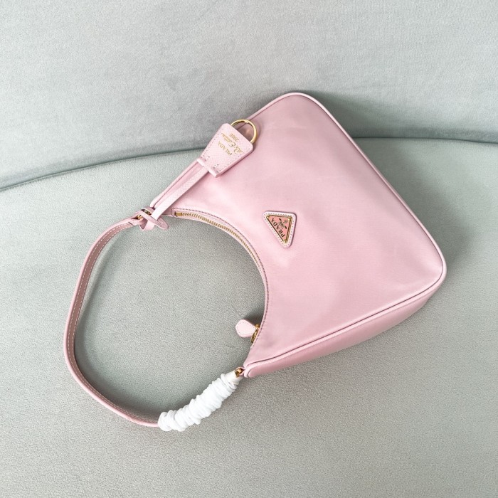 Re-Edition 2005 Re-Nylon Handbag“22*18*6.5CM”-005=