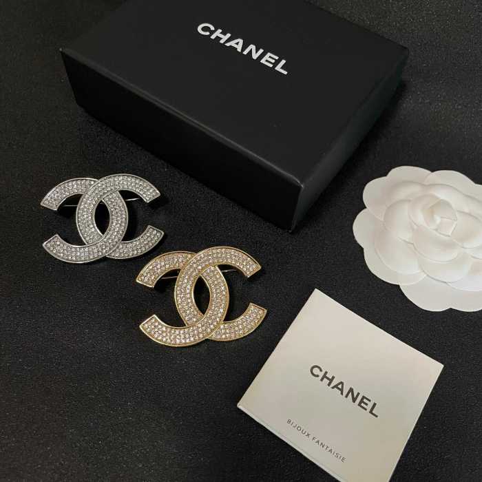 Brooch 55=
