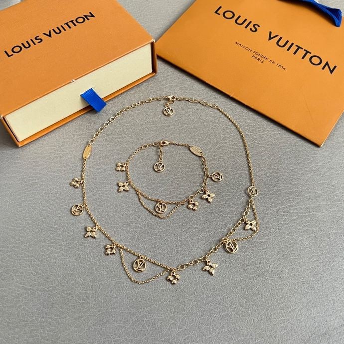 Necklace 501=