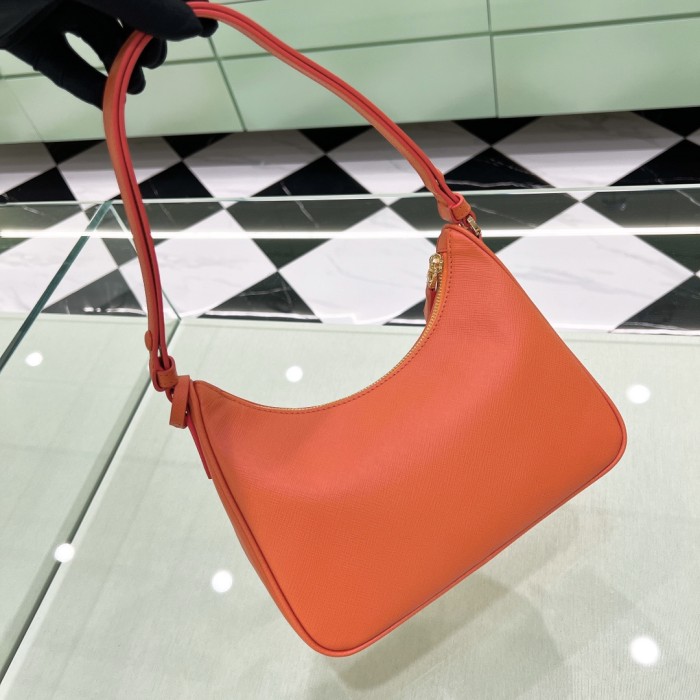 Re-Edition Saffiano Leather Bag“22*18*6CM”-088=