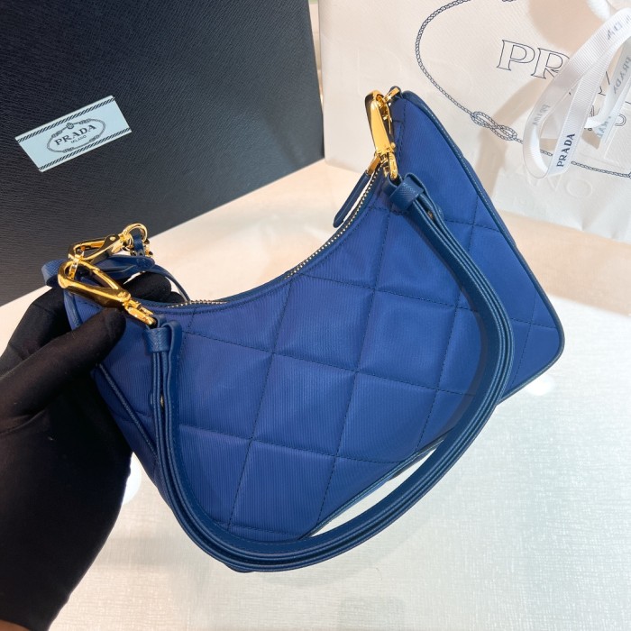 Re-Edition 1995 Chaine Re-Nylon Bag“22*18*6CM”-087=