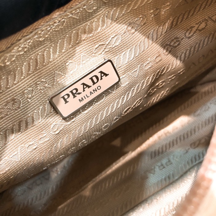 Re-Edition 2005 Re-Nylon And Saffiano Mini Bag“22*17*6CM”-054=