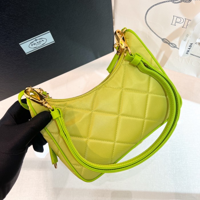 Re-Edition 1995 Chaine Re-Nylon Bag“22*18*6CM”-087=