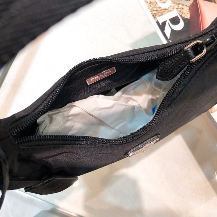 Re-Edition 2005 Re-Nylon And Saffiano Mini Bag“22*17*6CM”-054=
