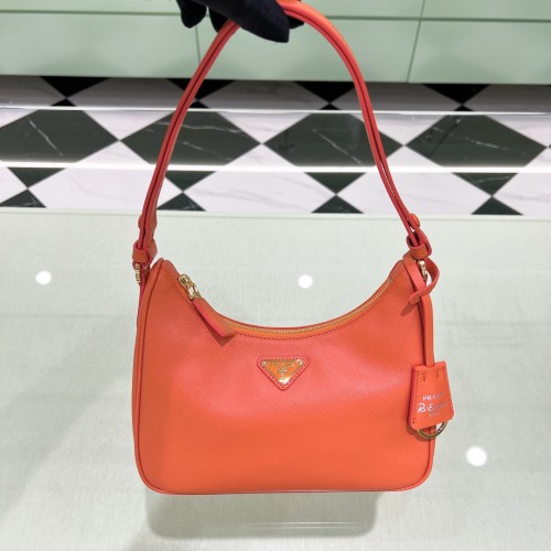 Re-Edition Saffiano Leather Bag“22*18*6CM”-088=