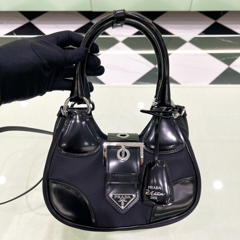 Moon Padded Re-Nylon Shoulder Bag“22.5*17.5*12CM”-0011=