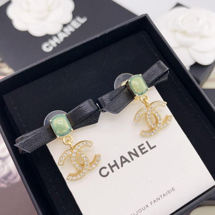 Earring 06=