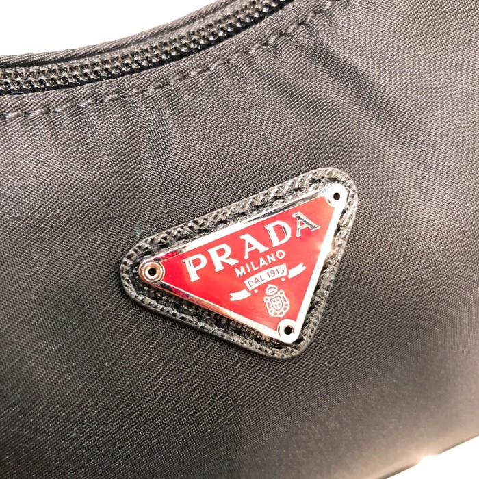 Re-Edition 2005 Re-Nylon And Saffiano Mini Bag“22*17*6CM”-054=