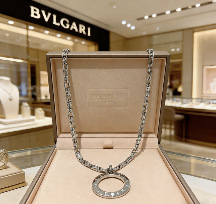 Necklace 521=
