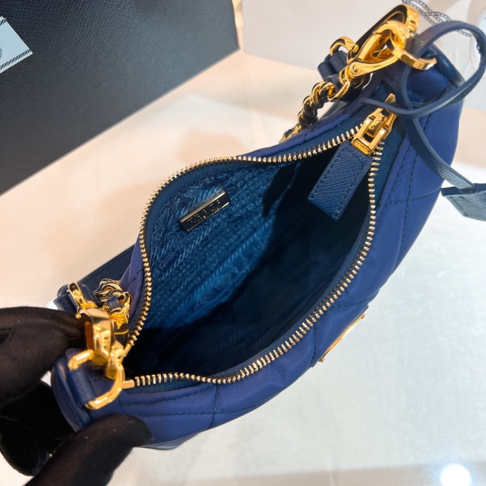 Re-Edition 1995 Chaine Re-Nylon Bag“22*18*6CM”-087=