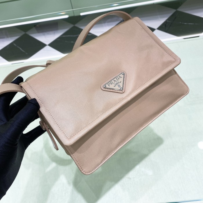 Padded Re-Nylon Shoulder Bag“23*16*11CM”-088=