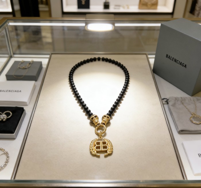 Necklace 541=