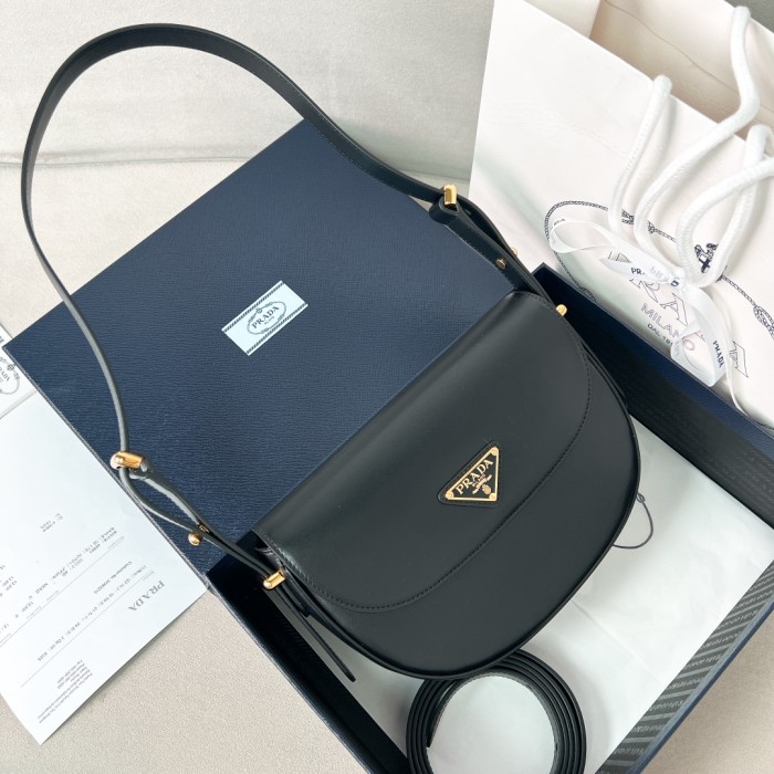 Arqué LeatherShoulder Bag With Flap“22*17*5.5CM”-089=