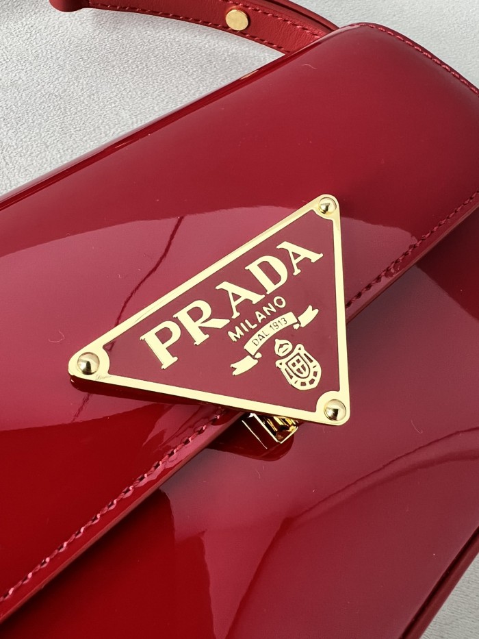 Logo-Plaque Glossy Leather Cross-Body Bag“20.5*10.5*4CM”-089=