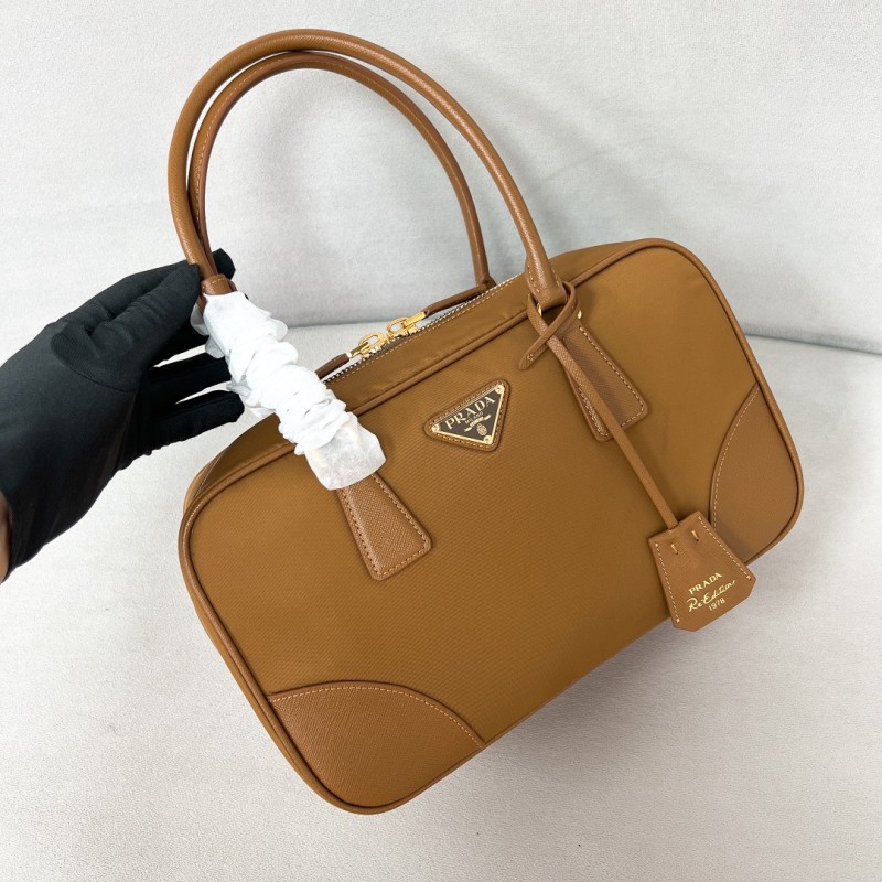 Re-Edition 1978 Re-Nylon And Saffiano Leather Two-Handle Bag“30*17.5*9CM”-089=