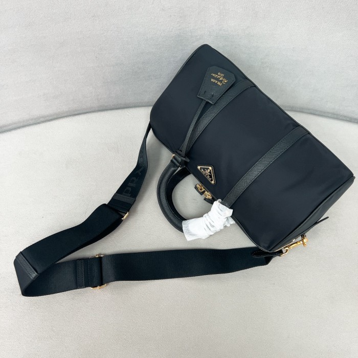 Re-Edition 1978 Medium Re-Nylon And Saffiano Leather Top-Handle Bag“31*16*17CM”-089=