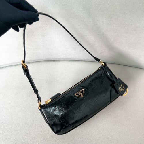 Re-Edition 2002 Shoulder Bag“23.5*10*5CM”-086=