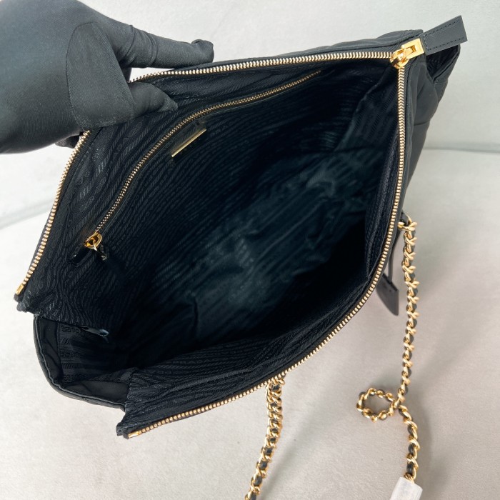 Re-edition1995 Chaine Re-Nylon Tote Bag“35*25*9.5CM”-089=