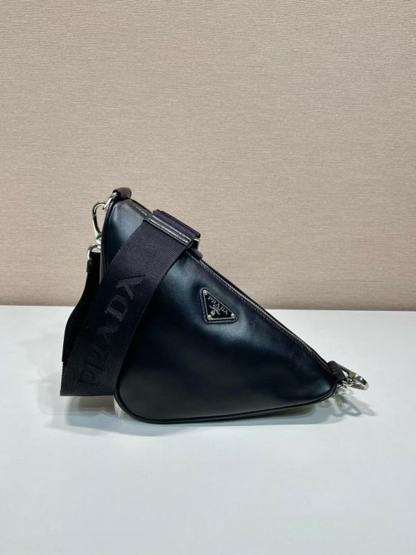 Triangle“27*19*12CM”-058=