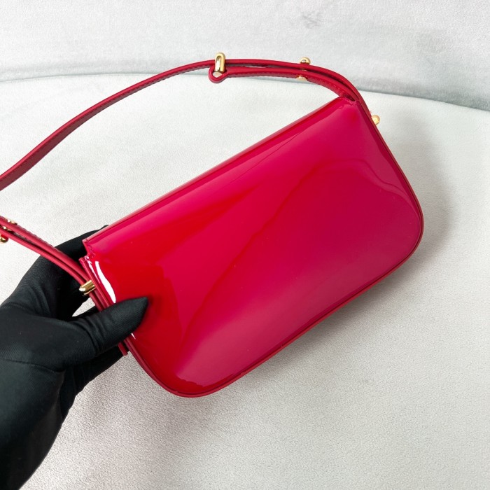 Logo-Plaque Glossy Leather Cross-Body Bag“20.5*10.5*4CM”-089=