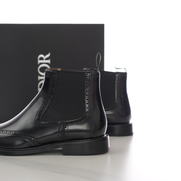 BOOTS  (Male)39-44=