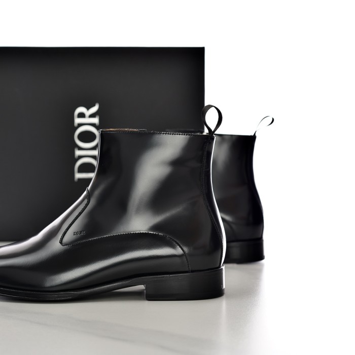 BOOTS  (Male)39-44=