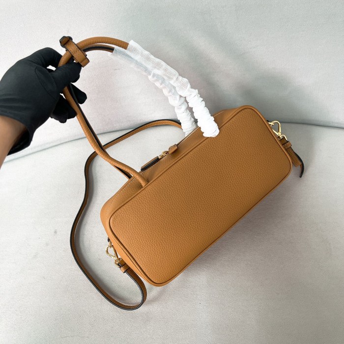 Medium leather top-handle bag“29*14*8.5CM”-0801=