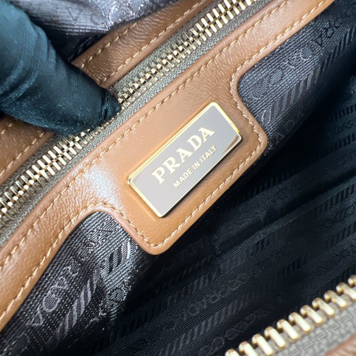 Re-Edition 1978 Medium Re-Nylon And Saffiano Leather Top-Handle Bag“31*16*17CM”-089=