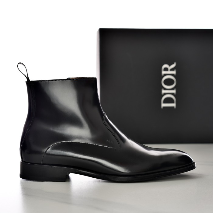 BOOTS  (Male)39-44=