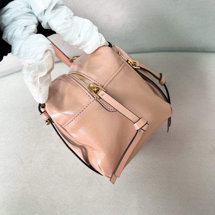 Dangle Leather Top-Handle Mini-Bag“14*14.5*13CM”-089=