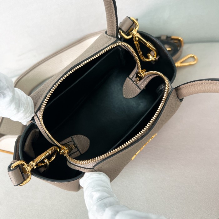 Leather Mini Handbag“19.5*18*9CM”-0811=