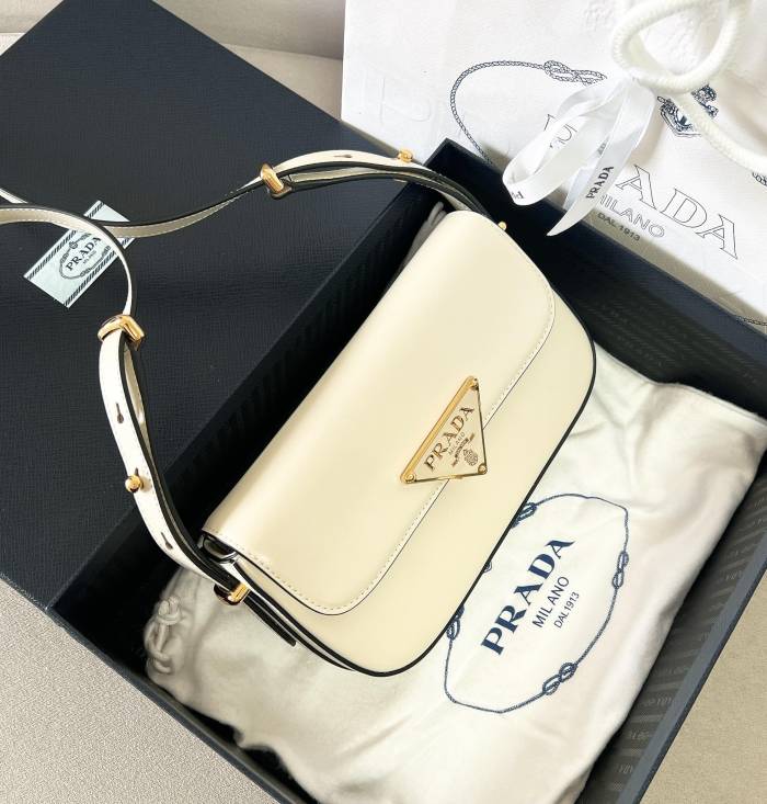Logo-Plaque Glossy Leather Cross-Body Bag“20.5*10.5*4CM”-089=